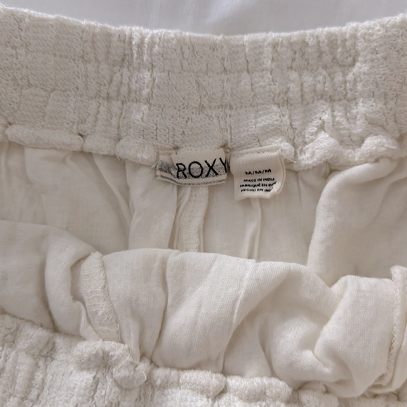 Roxy lace high cut shorts - Picture 2 of 3